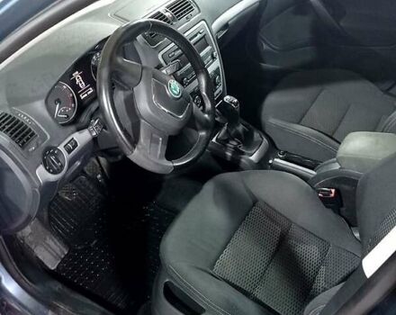 Шкода Октавия 2011 в Черкассах на Automoto.ua Синий Шкода Октавия, объемом двигателя 1.8 л и пробегом 220 тыс. км за 8200 $, фото 2 на Automoto.ua