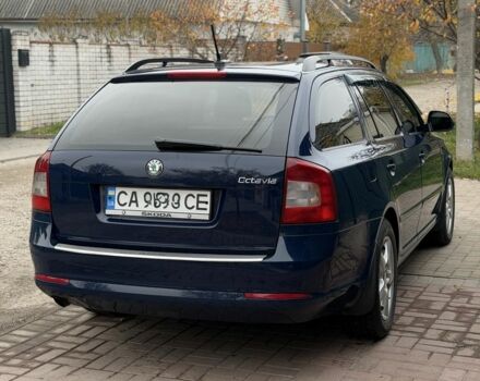 Синий Шкода Октавия, объемом двигателя 1.6 л и пробегом 287 тыс. км за 8500 $, фото 3 на Automoto.ua