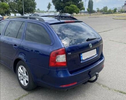 Синій Шкода Октавія, об'ємом двигуна 1.6 л та пробігом 247 тис. км за 9000 $, фото 2 на Automoto.ua
