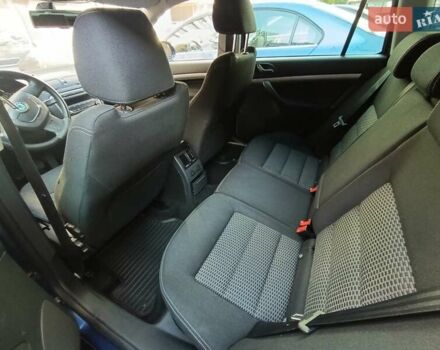 Синий Шкода Октавия, объемом двигателя 1.8 л и пробегом 200 тыс. км за 8900 $, фото 4 на Automoto.ua