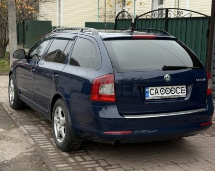 Синий Шкода Октавия, объемом двигателя 1.6 л и пробегом 287 тыс. км за 8500 $, фото 4 на Automoto.ua