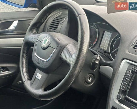 Синій Шкода Октавія, об'ємом двигуна 2 л та пробігом 319 тис. км за 9590 $, фото 38 на Automoto.ua
