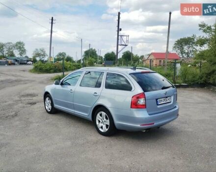 Синий Шкода Октавия, объемом двигателя 2 л и пробегом 238 тыс. км за 9700 $, фото 6 на Automoto.ua