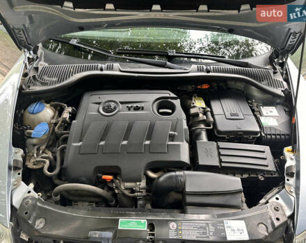 Синий Шкода Октавия, объемом двигателя 1.6 л и пробегом 291 тыс. км за 8300 $, фото 28 на Automoto.ua