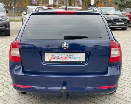Синій Шкода Октавія, об'ємом двигуна 1.6 л та пробігом 196 тис. км за 7400 $, фото 5 на Automoto.ua