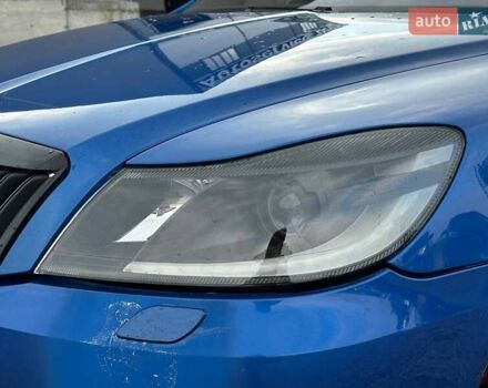 Синій Шкода Октавія, об'ємом двигуна 2 л та пробігом 319 тис. км за 9590 $, фото 2 на Automoto.ua