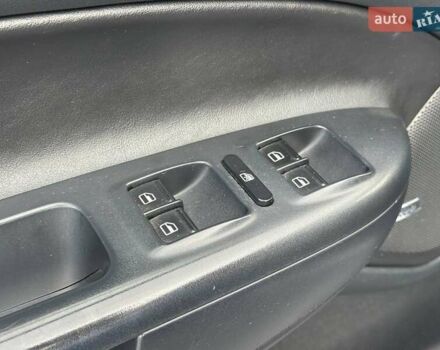 Синій Шкода Октавія, об'ємом двигуна 2 л та пробігом 319 тис. км за 9590 $, фото 18 на Automoto.ua