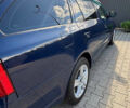 Синий Шкода Октавия, объемом двигателя 1.6 л и пробегом 300 тыс. км за 7500 $, фото 2 на Automoto.ua