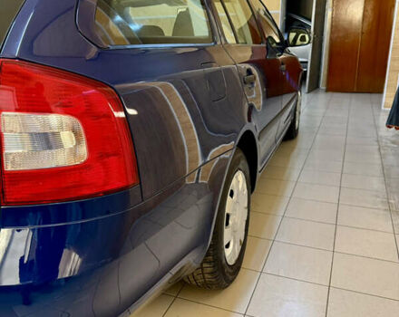 Шкода Октавія 2011 у Хмельницькому на Automoto.ua Синій Шкода Октавія, об'ємом двигуна 1.6 л та пробігом 120 тис. км за 8750 $, фото 7 на Automoto.ua