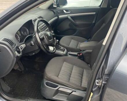 Шкода Октавія 2011 у Хмельницькому на Automoto.ua Синій Шкода Октавія, об'ємом двигуна 1.6 л та пробігом 218 тис. км за 8300 $, фото 3 на Automoto.ua