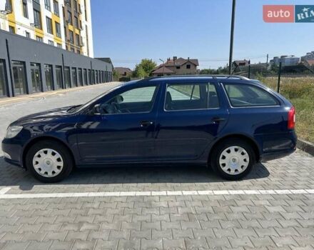 Синий Шкода Октавия, объемом двигателя 1.6 л и пробегом 227 тыс. км за 8700 $, фото 3 на Automoto.ua