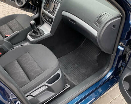 Синій Шкода Октавія, об'ємом двигуна 1.6 л та пробігом 241 тис. км за 7800 $, фото 25 на Automoto.ua