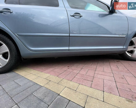 Синий Шкода Октавия, объемом двигателя 1.6 л и пробегом 288 тыс. км за 7500 $, фото 4 на Automoto.ua