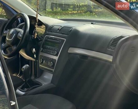 Синий Шкода Октавия, объемом двигателя 1.8 л и пробегом 236 тыс. км за 6400 $, фото 37 на Automoto.ua