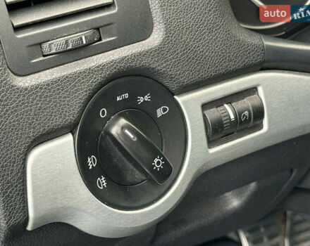 Синій Шкода Октавія, об'ємом двигуна 2 л та пробігом 319 тис. км за 9590 $, фото 24 на Automoto.ua