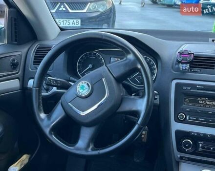 Синій Шкода Октавія, об'ємом двигуна 1.6 л та пробігом 216 тис. км за 8440 $, фото 24 на Automoto.ua