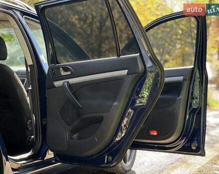 Синий Шкода Октавия, объемом двигателя 1.8 л и пробегом 236 тыс. км за 6400 $, фото 33 на Automoto.ua