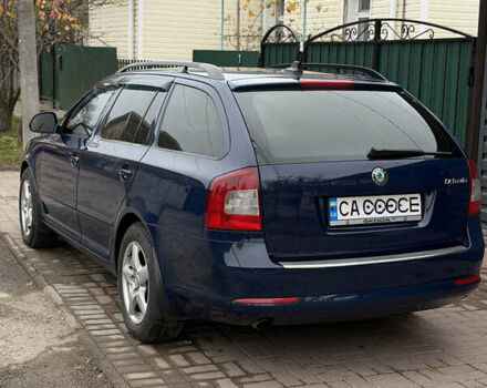 Синий Шкода Октавия, объемом двигателя 1.6 л и пробегом 287 тыс. км за 8500 $, фото 5 на Automoto.ua