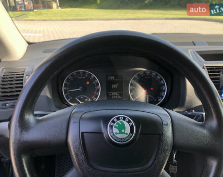 Синій Шкода Октавія, об'ємом двигуна 1.6 л та пробігом 240 тис. км за 6450 $, фото 2 на Automoto.ua