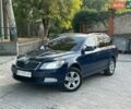 Синий Шкода Октавия, объемом двигателя 1.97 л и пробегом 312 тыс. км за 8200 $, фото 1 на Automoto.ua