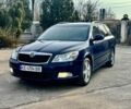 Синий Шкода Октавия, объемом двигателя 2 л и пробегом 240 тыс. км за 7100 $, фото 1 на Automoto.ua