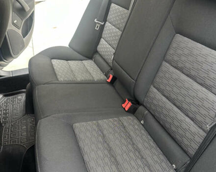 Синій Шкода Октавія, об'ємом двигуна 2 л та пробігом 299 тис. км за 9500 $, фото 22 на Automoto.ua