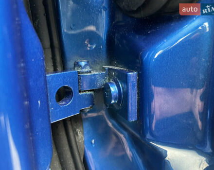 Синий Шкода Октавия, объемом двигателя 2 л и пробегом 204 тыс. км за 12650 $, фото 139 на Automoto.ua