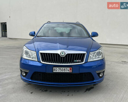 Синий Шкода Октавия, объемом двигателя 2 л и пробегом 204 тыс. км за 12650 $, фото 3 на Automoto.ua