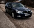 Синий Шкода Октавия, объемом двигателя 1.6 л и пробегом 246 тыс. км за 8800 $, фото 1 на Automoto.ua