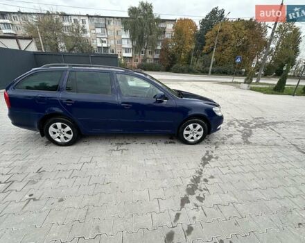 Шкода Октавия 2012 в Тернополе на Automoto.ua Синий Шкода Октавия, объемом двигателя 1.6 л и пробегом 287 тыс. км за 8100 $, фото 2 на Automoto.ua