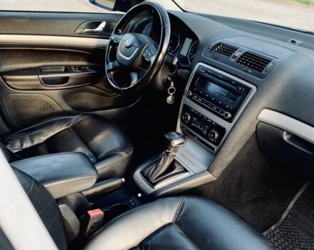 Синий Шкода Октавия, объемом двигателя 1.6 л и пробегом 281 тыс. км за 7900 $, фото 13 на Automoto.ua