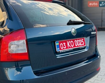 Синій Шкода Октавія, об'ємом двигуна 1.2 л та пробігом 201 тис. км за 6799 $, фото 48 на Automoto.ua