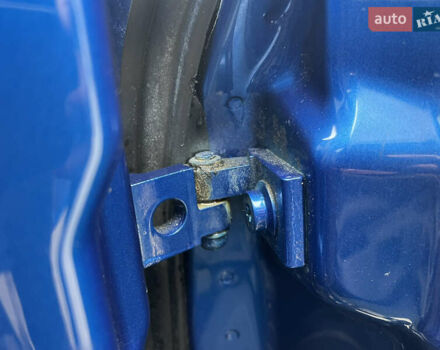 Синий Шкода Октавия, объемом двигателя 2 л и пробегом 204 тыс. км за 12650 $, фото 138 на Automoto.ua