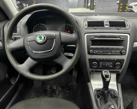 Синий Шкода Октавия, объемом двигателя 1.9 л и пробегом 217 тыс. км за 8300 $, фото 9 на Automoto.ua