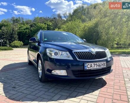 Синий Шкода Октавия, объемом двигателя 1.6 л и пробегом 285 тыс. км за 8000 $, фото 3 на Automoto.ua