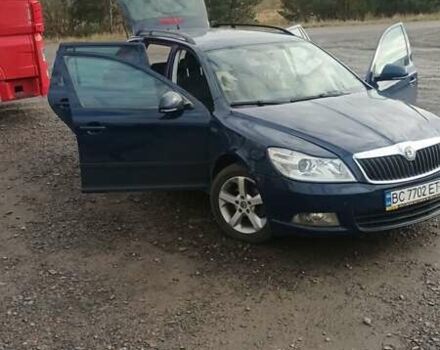 Шкода Октавия 2012 в Маневичах на Automoto.ua Синий Шкода Октавия, объемом двигателя 1.97 л и пробегом 350 тыс. км за 6900 $, фото 8 на Automoto.ua