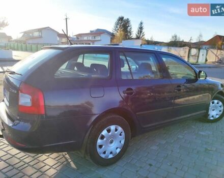Синий Шкода Октавия, объемом двигателя 1.6 л и пробегом 280 тыс. км за 8200 $, фото 5 на Automoto.ua