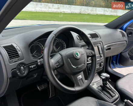 Синий Шкода Октавия, объемом двигателя 2 л и пробегом 204 тыс. км за 12650 $, фото 73 на Automoto.ua