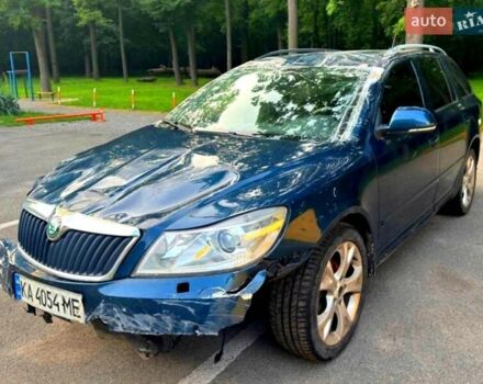 Синій Шкода Октавія, об'ємом двигуна 1.2 л та пробігом 247 тис. км за 2999 $, фото 3 на Automoto.ua