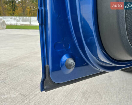 Синий Шкода Октавия, объемом двигателя 2 л и пробегом 204 тыс. км за 12650 $, фото 153 на Automoto.ua