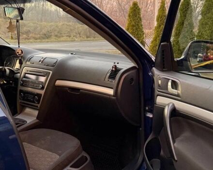 Синій Шкода Октавія, об'ємом двигуна 1.6 л та пробігом 320 тис. км за 7600 $, фото 6 на Automoto.ua