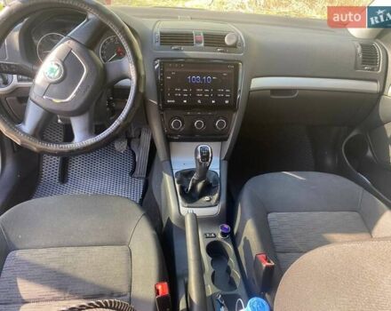 Синій Шкода Октавія, об'ємом двигуна 1.6 л та пробігом 314 тис. км за 7850 $, фото 9 на Automoto.ua