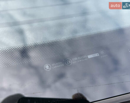 Синий Шкода Октавия, объемом двигателя 2 л и пробегом 204 тыс. км за 12650 $, фото 42 на Automoto.ua