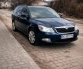 Синий Шкода Октавия, объемом двигателя 1.6 л и пробегом 246 тыс. км за 8800 $, фото 1 на Automoto.ua