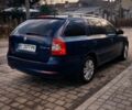 Синий Шкода Октавия, объемом двигателя 1.6 л и пробегом 246 тыс. км за 8800 $, фото 2 на Automoto.ua