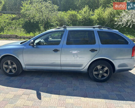 Синий Шкода Октавия, объемом двигателя 1.39 л и пробегом 246 тыс. км за 6500 $, фото 2 на Automoto.ua