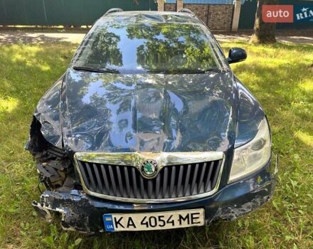 Синій Шкода Октавія, об'ємом двигуна 1.2 л та пробігом 247 тис. км за 3650 $, фото 12 на Automoto.ua