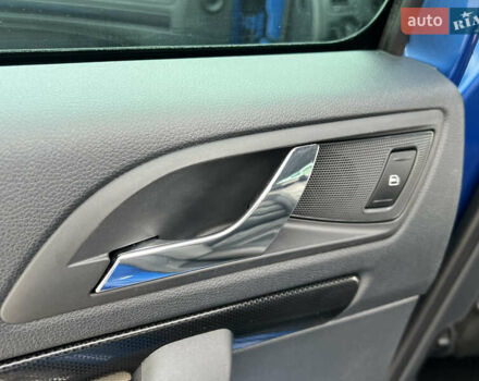 Синий Шкода Октавия, объемом двигателя 2 л и пробегом 204 тыс. км за 12650 $, фото 107 на Automoto.ua