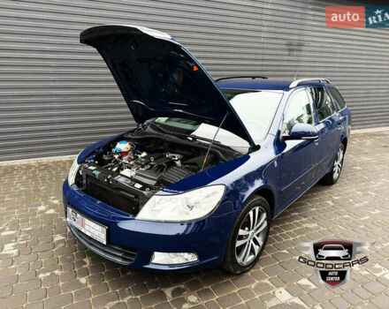 Синій Шкода Октавія, об'ємом двигуна 1.2 л та пробігом 222 тис. км за 7800 $, фото 7 на Automoto.ua