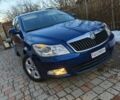 Синий Шкода Октавия, объемом двигателя 2 л и пробегом 217 тыс. км за 11250 $, фото 1 на Automoto.ua